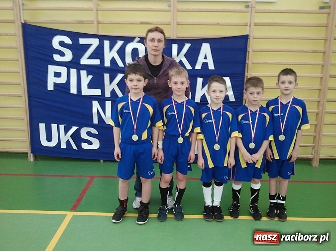 Zdjęcie w galerii na portalu naszraciborz.pl: Maraton piłkarski ze szkółką Nivea wiadomości z regionu