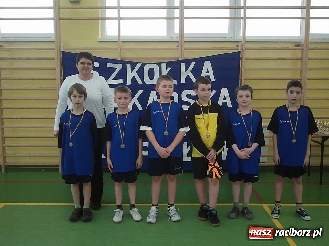 Zdjęcie w galerii na portalu naszraciborz.pl: Maraton piłkarski ze szkółką Nivea wiadomości z regionu