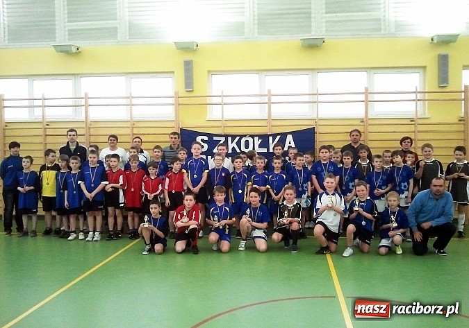 Zdjęcie w galerii na portalu naszraciborz.pl: Maraton piłkarski ze szkółką Nivea wiadomości z regionu