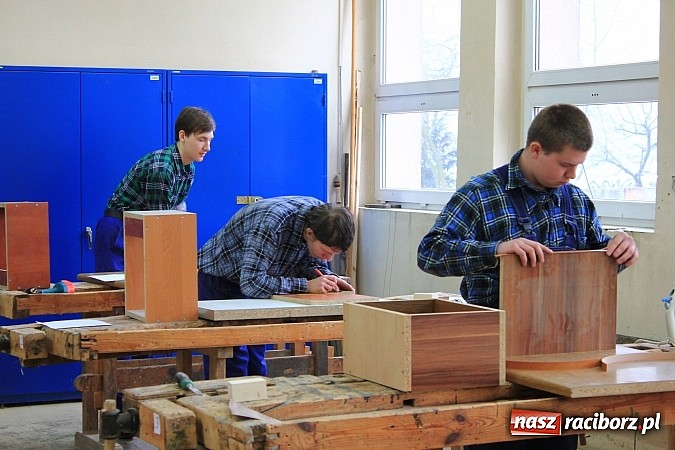 Zdjęcie w galerii na portalu naszraciborz.pl: Najsprawniejsi w zawodzie pokazali co potrafią wiadomości z regionu