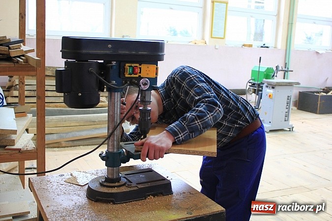 Zdjęcie w galerii na portalu naszraciborz.pl: Najsprawniejsi w zawodzie pokazali co potrafią wiadomości z regionu