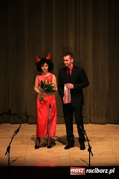 Zdjęcie w galerii na portalu naszraciborz.pl: Intryga rodem z piekła... Spektakl w RCK wiadomości z regionu