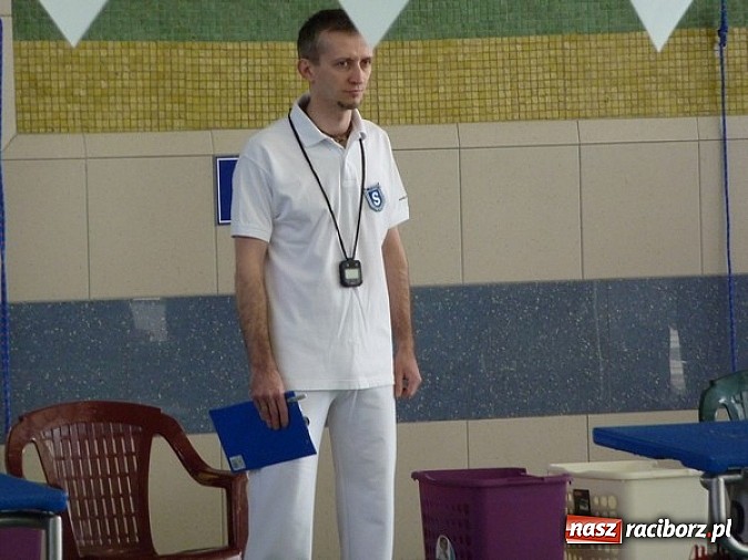 Zdjęcie w galerii na portalu naszraciborz.pl: Pływanie: I dzień pływackich mistrzostw szkół wiadomości z regionu