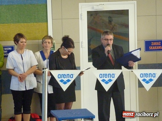 Zdjęcie w galerii na portalu naszraciborz.pl: Pływanie: I dzień pływackich mistrzostw szkół wiadomości z regionu