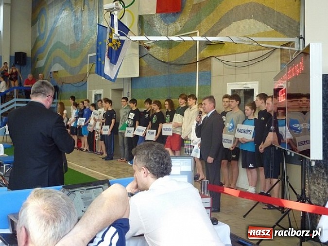 Zdjęcie w galerii na portalu naszraciborz.pl: Pływanie: I dzień pływackich mistrzostw szkół wiadomości z regionu