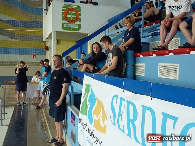 Zdjęcie w galerii na portalu naszraciborz.pl: Pływanie: sześć medali uczniów SMS wiadomości z regionu
