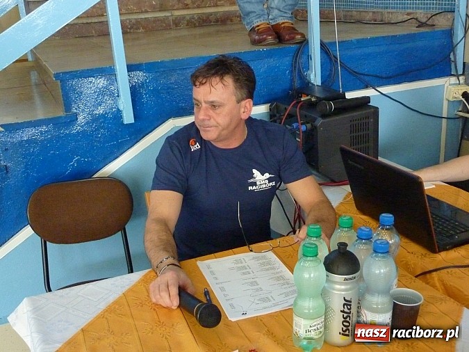 Zdjęcie w galerii na portalu naszraciborz.pl: Pływanie: sześć medali uczniów SMS wiadomości z regionu