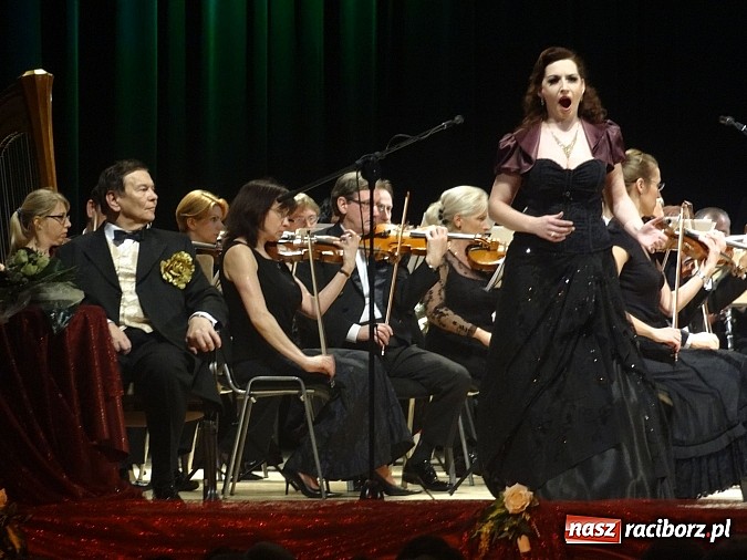 Zdjęcie w galerii na portalu naszraciborz.pl: Opera podbiła serca publiczności RCK! wiadomości z regionu