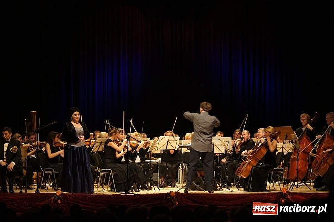 Zdjęcie w galerii na portalu naszraciborz.pl: Opera podbiła serca publiczności RCK! wiadomości z regionu