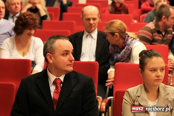 Zdjęcie w galerii na portalu naszraciborz.pl: Rodzina zastępcza w nowej rzeczywistości wiadomości z regionu