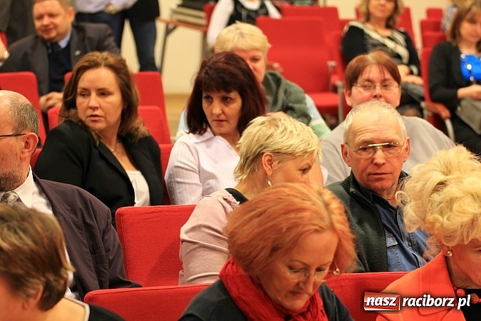 Zdjęcie w galerii na portalu naszraciborz.pl: Rodzina zastępcza w nowej rzeczywistości wiadomości z regionu