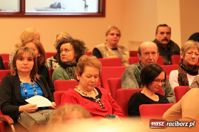 Zdjęcie w galerii na portalu naszraciborz.pl: Rodzina zastępcza w nowej rzeczywistości wiadomości z regionu