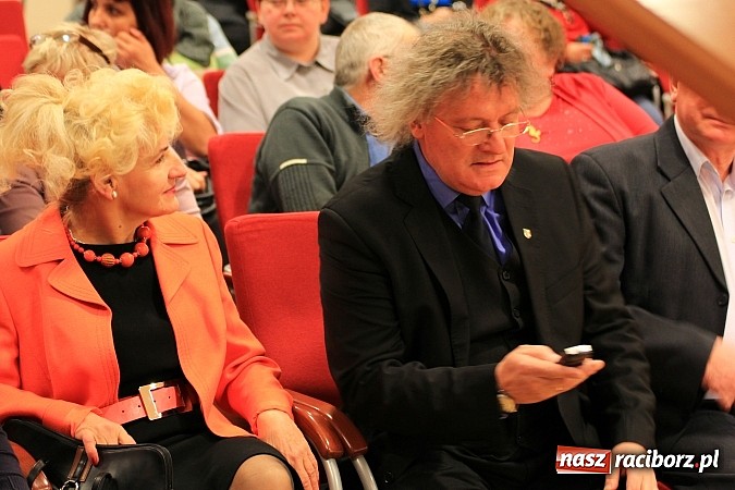 Zdjęcie w galerii na portalu naszraciborz.pl: Rodzina zastępcza w nowej rzeczywistości wiadomości z regionu