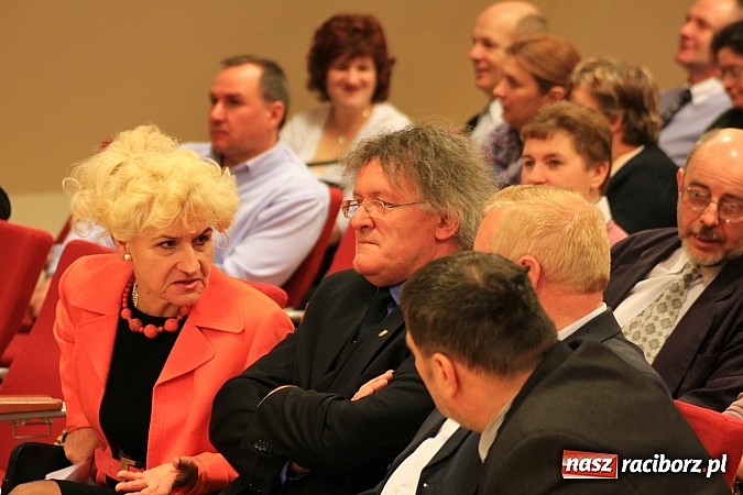 Zdjęcie w galerii na portalu naszraciborz.pl: Rodzina zastępcza w nowej rzeczywistości wiadomości z regionu