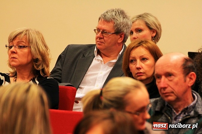 Zdjęcie w galerii na portalu naszraciborz.pl: Rodzina zastępcza w nowej rzeczywistości wiadomości z regionu