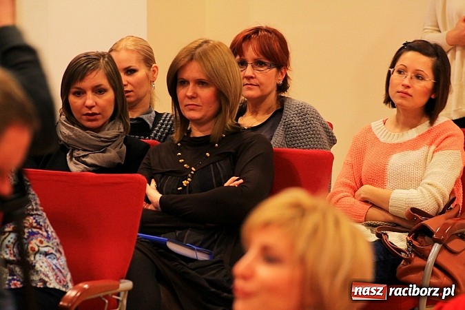 Zdjęcie w galerii na portalu naszraciborz.pl: Rodzina zastępcza w nowej rzeczywistości wiadomości z regionu