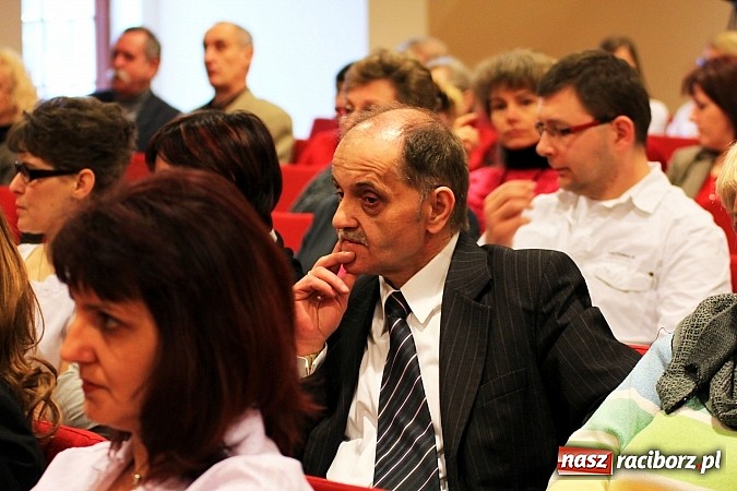 Zdjęcie w galerii na portalu naszraciborz.pl: Rodzina zastępcza w nowej rzeczywistości wiadomości z regionu