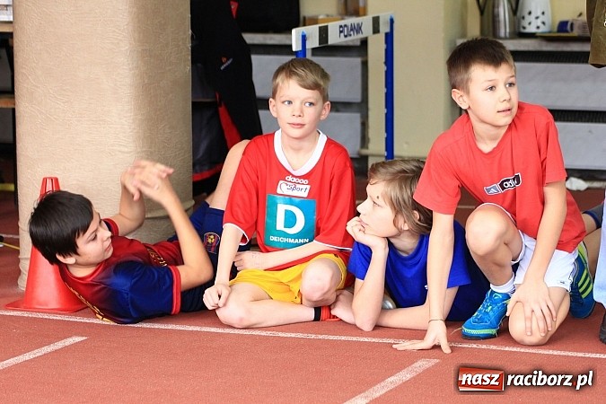 Zdjęcie w galerii na portalu naszraciborz.pl: Lekkoatletyczne zmagania uczniów podstawówek wiadomości z regionu