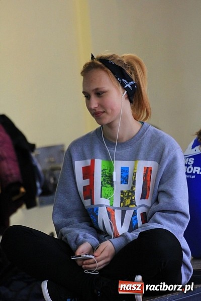 Zdjęcie w galerii na portalu naszraciborz.pl: Lekkoatletyczne zmagania uczniów podstawówek wiadomości z regionu