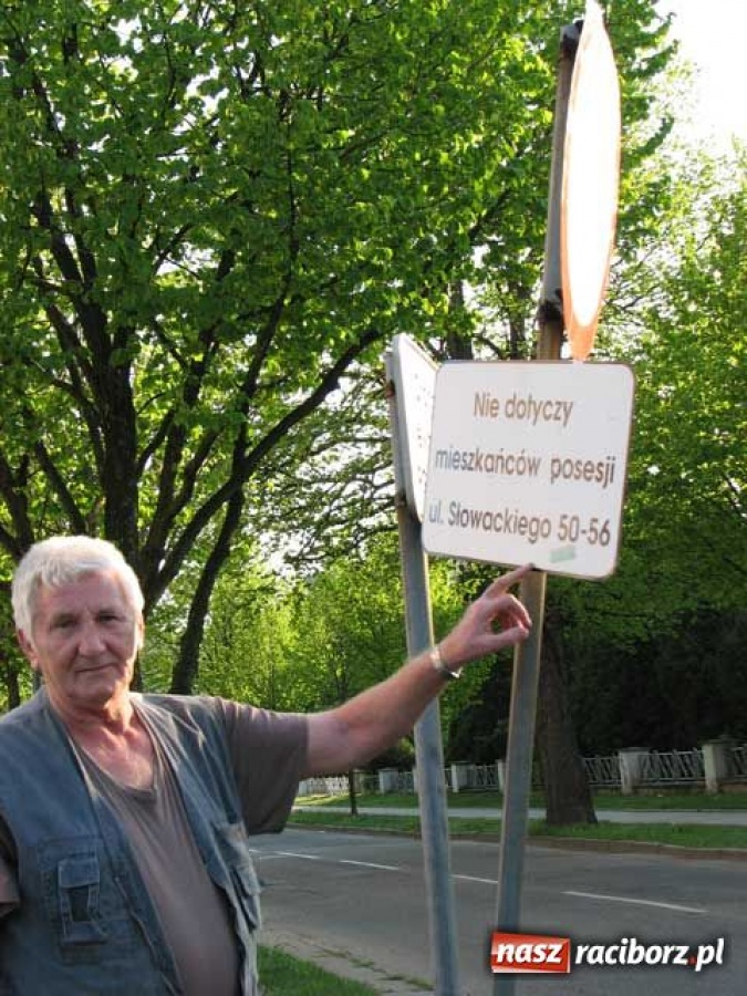 Zdjęcie w galerii na portalu naszraciborz.pl: Strefa zamieszkania rozwiąże problem wiadomości z regionu