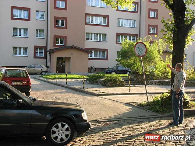 Zdjęcie w galerii na portalu naszraciborz.pl: Strefa zamieszkania rozwiąże problem wiadomości z regionu