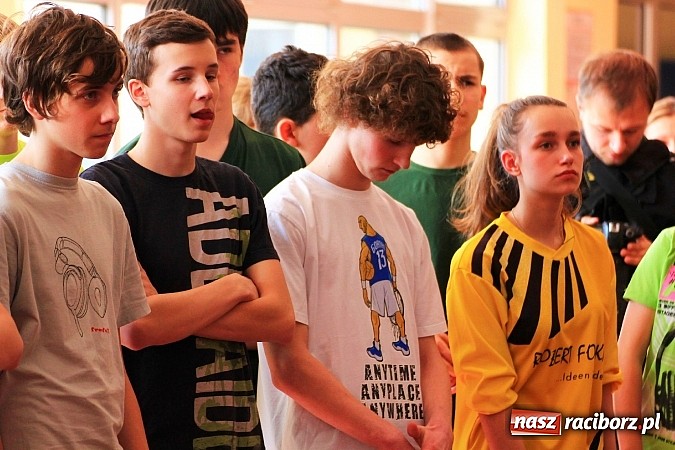 Zdjęcie w galerii na portalu naszraciborz.pl: Lekkoatleci z gimnazjów rywalizowali w ZSOMS wiadomości z regionu