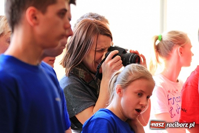 Zdjęcie w galerii na portalu naszraciborz.pl: Lekkoatleci z gimnazjów rywalizowali w ZSOMS wiadomości z regionu