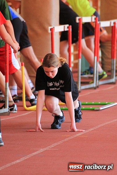 Zdjęcie w galerii na portalu naszraciborz.pl: Lekkoatleci z gimnazjów rywalizowali w ZSOMS wiadomości z regionu