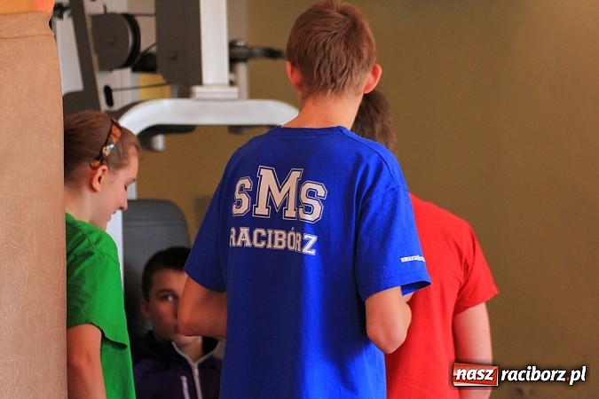 Zdjęcie w galerii na portalu naszraciborz.pl: Lekkoatleci z gimnazjów rywalizowali w ZSOMS wiadomości z regionu