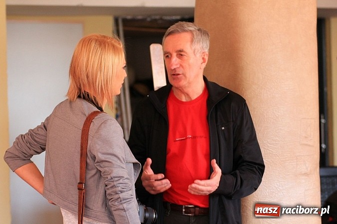 Zdjęcie w galerii na portalu naszraciborz.pl: Lekkoatleci z gimnazjów rywalizowali w ZSOMS wiadomości z regionu