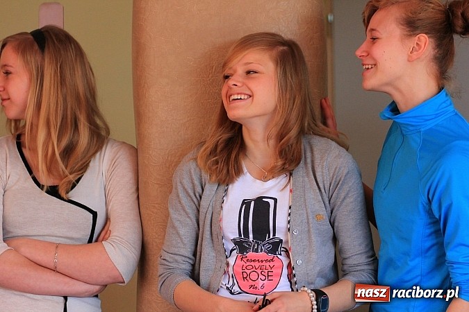 Zdjęcie w galerii na portalu naszraciborz.pl: Lekkoatleci z gimnazjów rywalizowali w ZSOMS wiadomości z regionu