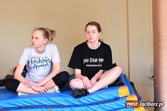 Zdjęcie w galerii na portalu naszraciborz.pl: Lekkoatleci z gimnazjów rywalizowali w ZSOMS wiadomości z regionu