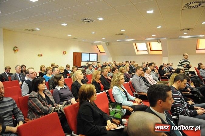 Zdjęcie w galerii na portalu naszraciborz.pl: Pedagodzy bez pracy. Wielu rejestruje się dla składki. Kwitnie zatrudnienie na czarno wiadomości z regionu