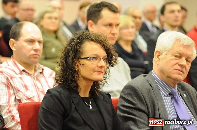 Zdjęcie w galerii na portalu naszraciborz.pl: Pedagodzy bez pracy. Wielu rejestruje się dla składki. Kwitnie zatrudnienie na czarno wiadomości z regionu