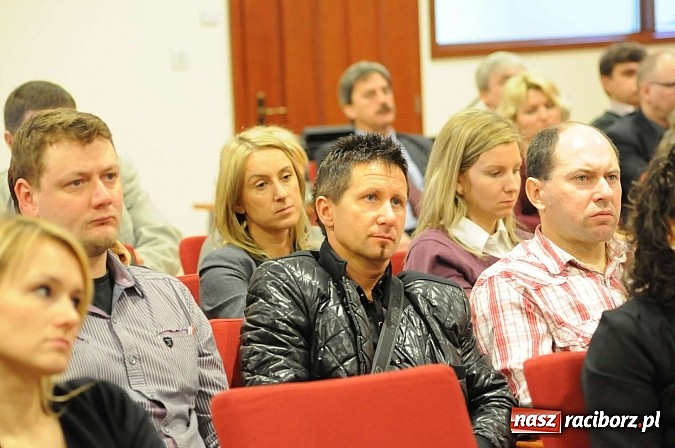 Zdjęcie w galerii na portalu naszraciborz.pl: Pedagodzy bez pracy. Wielu rejestruje się dla składki. Kwitnie zatrudnienie na czarno wiadomości z regionu