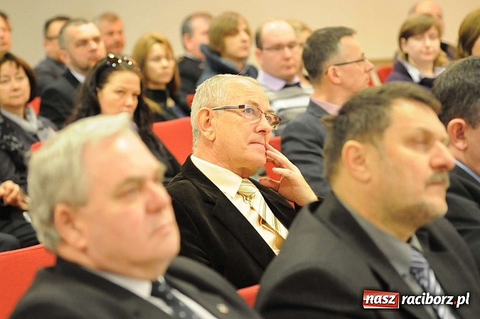 Zdjęcie w galerii na portalu naszraciborz.pl: Pedagodzy bez pracy. Wielu rejestruje się dla składki. Kwitnie zatrudnienie na czarno wiadomości z regionu