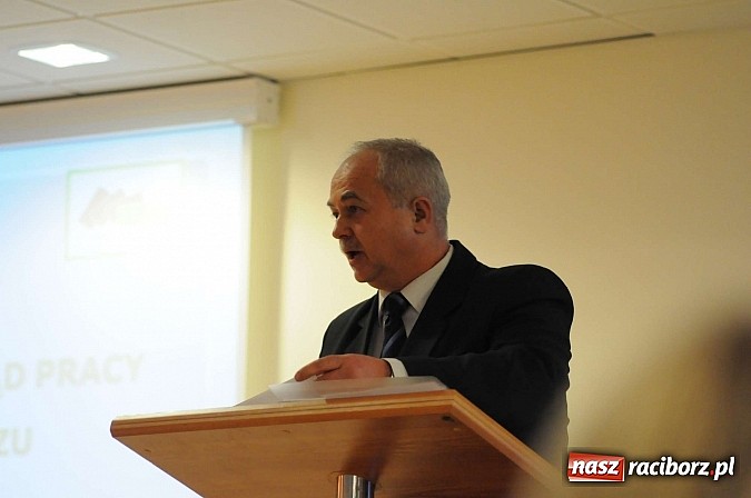 Zdjęcie w galerii na portalu naszraciborz.pl: Pedagodzy bez pracy. Wielu rejestruje się dla składki. Kwitnie zatrudnienie na czarno wiadomości z regionu