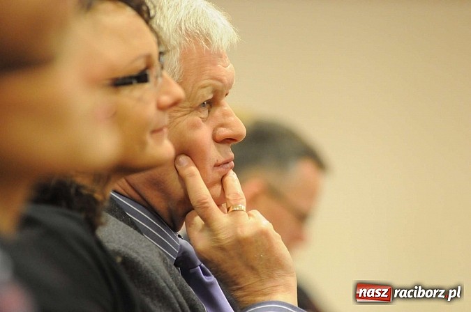 Zdjęcie w galerii na portalu naszraciborz.pl: Pedagodzy bez pracy. Wielu rejestruje się dla składki. Kwitnie zatrudnienie na czarno wiadomości z regionu