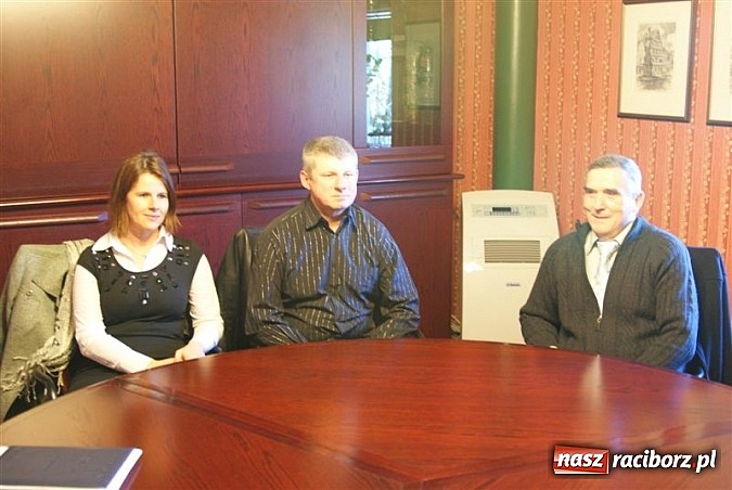 Zdjęcie w galerii na portalu naszraciborz.pl: Prezydent zaprosił do ratusza gołębiarzy wiadomości z regionu