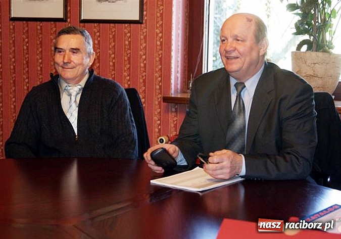 Zdjęcie w galerii na portalu naszraciborz.pl: Prezydent zaprosił do ratusza gołębiarzy wiadomości z regionu