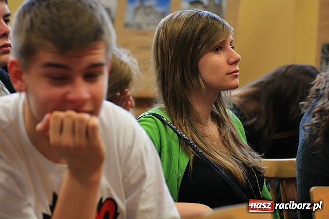 Zdjęcie w galerii na portalu naszraciborz.pl: Wagary z warsztatami i humorem w Ekonomiku wiadomości z regionu