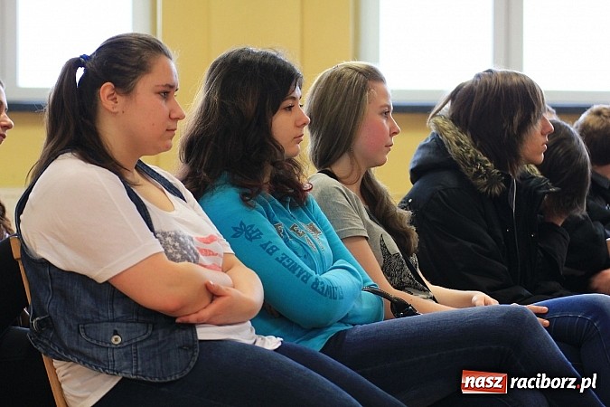 Zdjęcie w galerii na portalu naszraciborz.pl: Wagary z warsztatami i humorem w Ekonomiku wiadomości z regionu