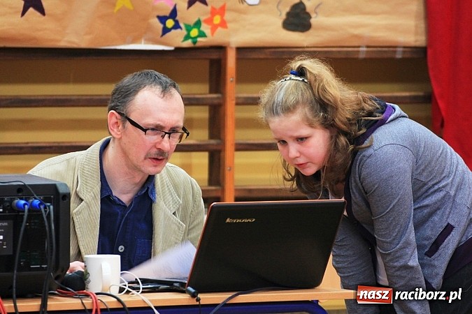 Zdjęcie w galerii na portalu naszraciborz.pl: Szkoła pełna talentów, czyli wiosna w ZSOMS wiadomości z regionu