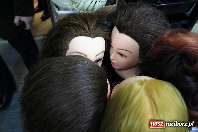 Zdjęcie w galerii na portalu naszraciborz.pl: Posiedzenie komisji w CKU. Radni zachwyceni wiadomości z regionu