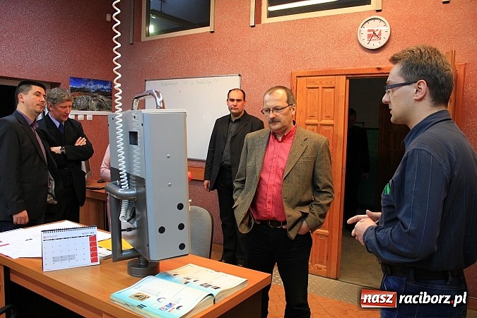 Zdjęcie w galerii na portalu naszraciborz.pl: Posiedzenie komisji w CKU. Radni zachwyceni wiadomości z regionu