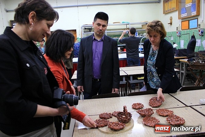 Zdjęcie w galerii na portalu naszraciborz.pl: Posiedzenie komisji w CKU. Radni zachwyceni wiadomości z regionu