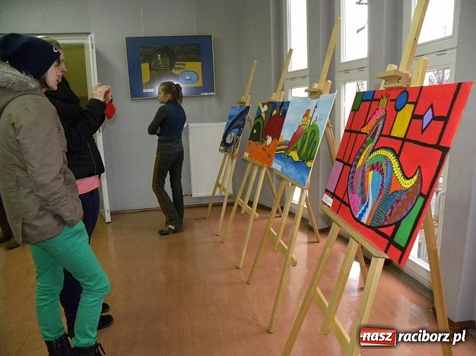 Zdjęcie w galerii na portalu naszraciborz.pl: W poszukiwaniu Świętego Graala i inne legendy wiadomości z regionu