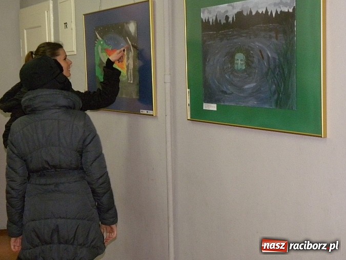 Zdjęcie w galerii na portalu naszraciborz.pl: W poszukiwaniu Świętego Graala i inne legendy wiadomości z regionu