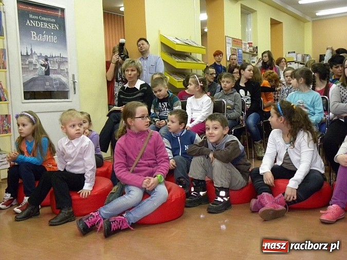 Zdjęcie w galerii na portalu naszraciborz.pl: W poszukiwaniu Świętego Graala i inne legendy wiadomości z regionu