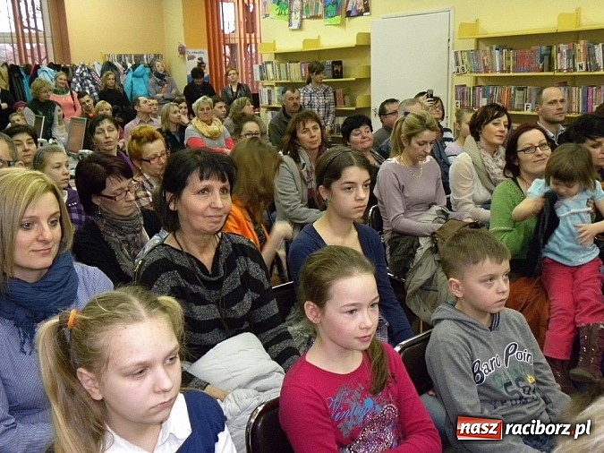 Zdjęcie w galerii na portalu naszraciborz.pl: W poszukiwaniu Świętego Graala i inne legendy wiadomości z regionu